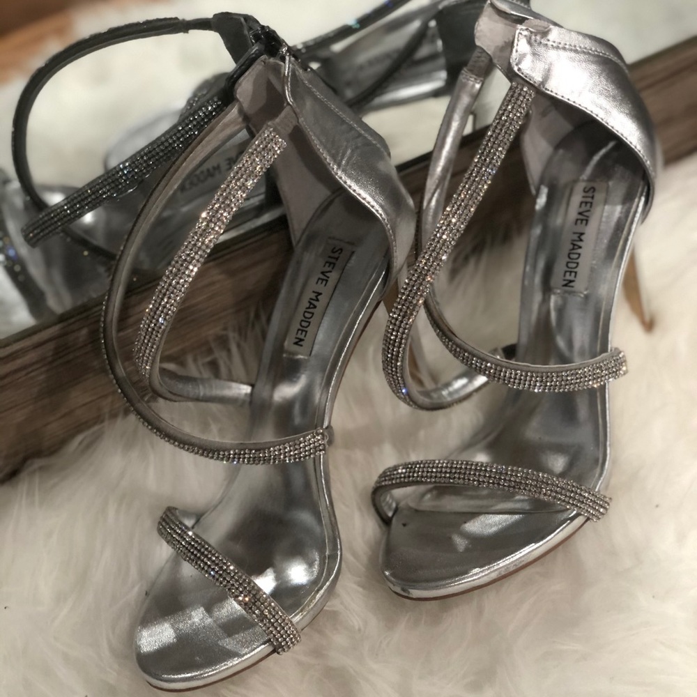 Steve Madden Silver Heels